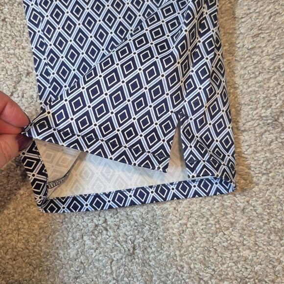 NYDJ Pants Womens Size 16 Blue White Diamond Pattern Cropped - Picture 7 of 7